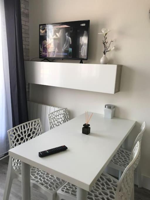 Les Issambres Superbe Studio Avec Terrasse Roquebrune-sur Argens Luaran gambar